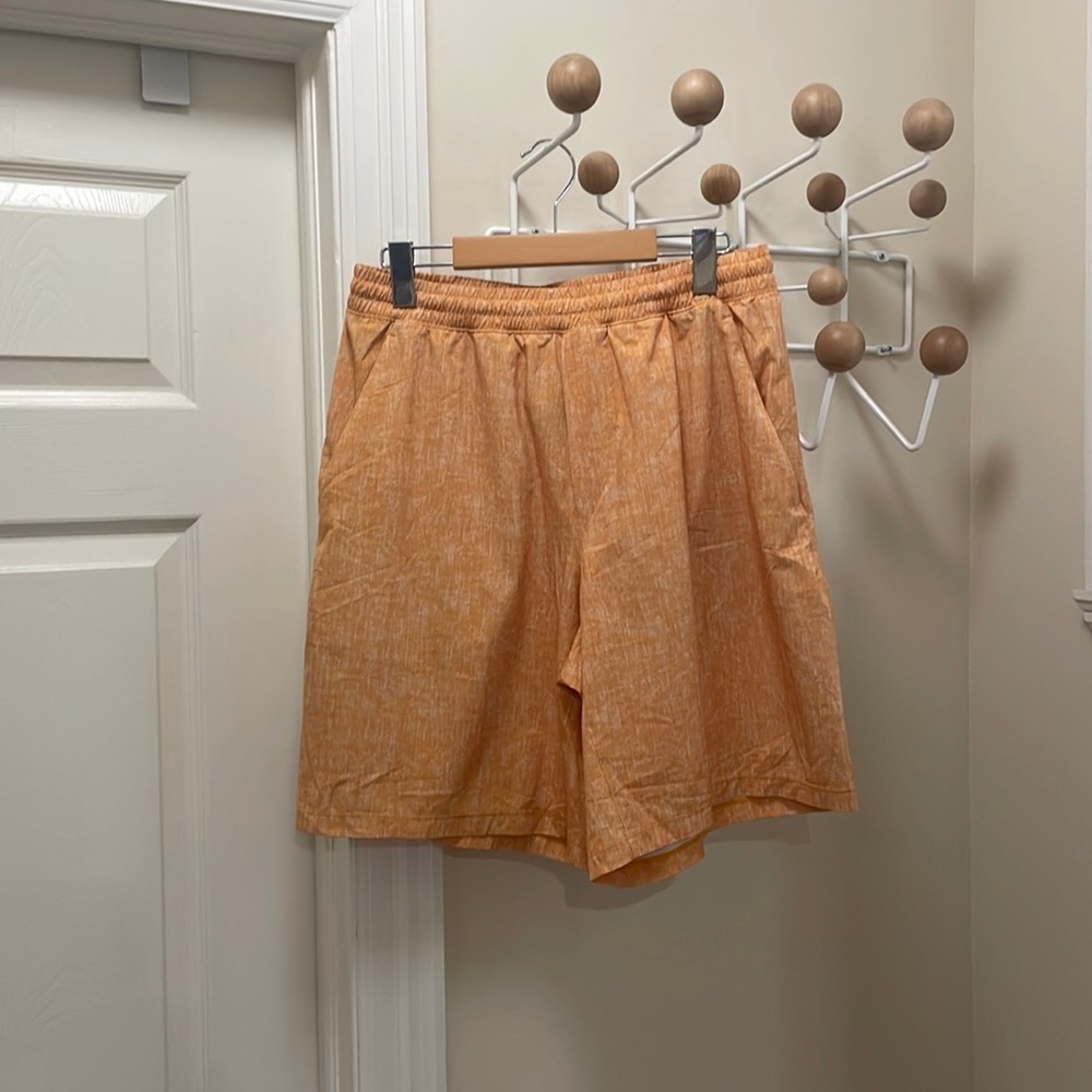 LULULEMON - Athletic Shorts - Yellow - Large